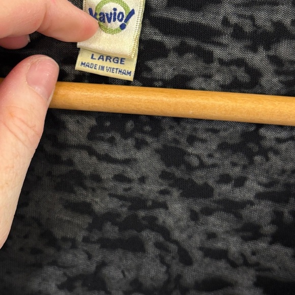 Kavio Black and Blue Graphic Tee - Picture 3 of 4